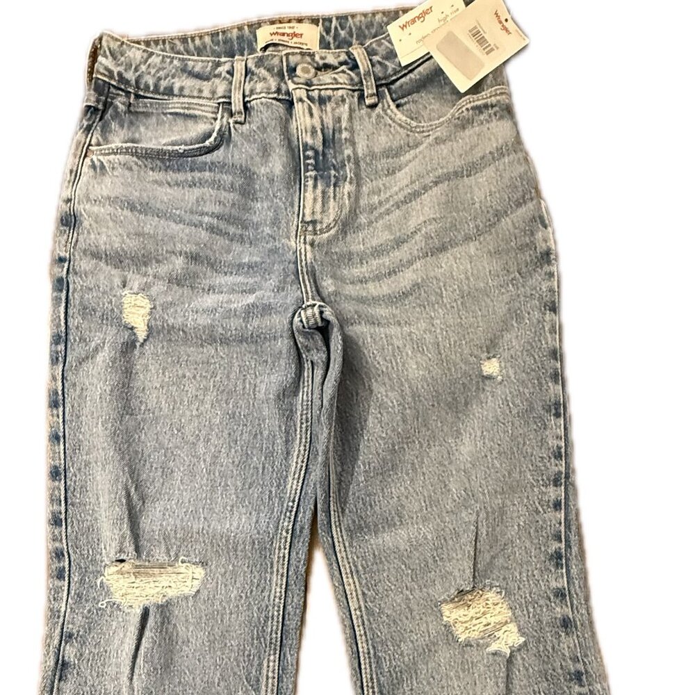 Wrangler Women's High-Rise Rodeo Straight Leg Crop Jeans – Starcrossed2, 2/26